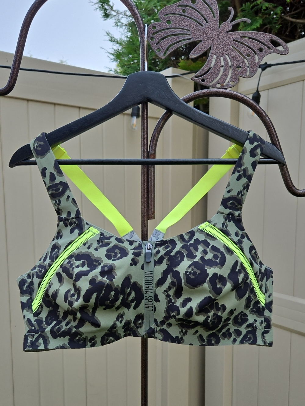 VICTORIA SPORT - Victoria's Secret Front-Zip Sports Bra